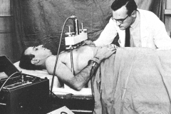 First-CPR-machine