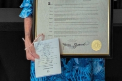 Lucretia-Hunt-presenting-Proclamation-from-Assemblywoman-Buttenshon-office