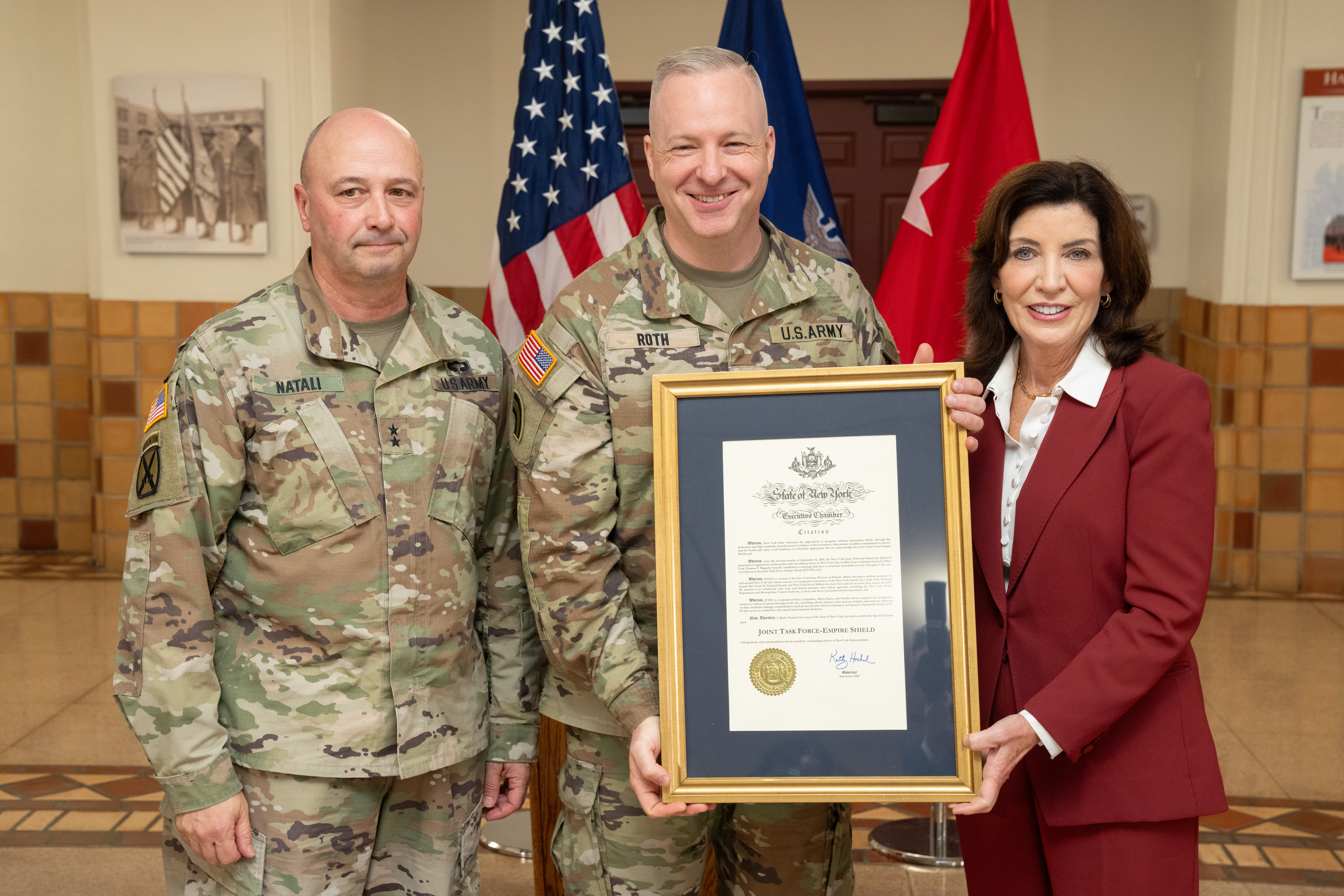 governor-hochul-recognizes-extraordinary-service-of-new-york-states-defense-forces_53990129846_o