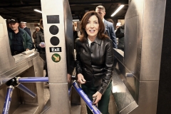 Hochul Subway